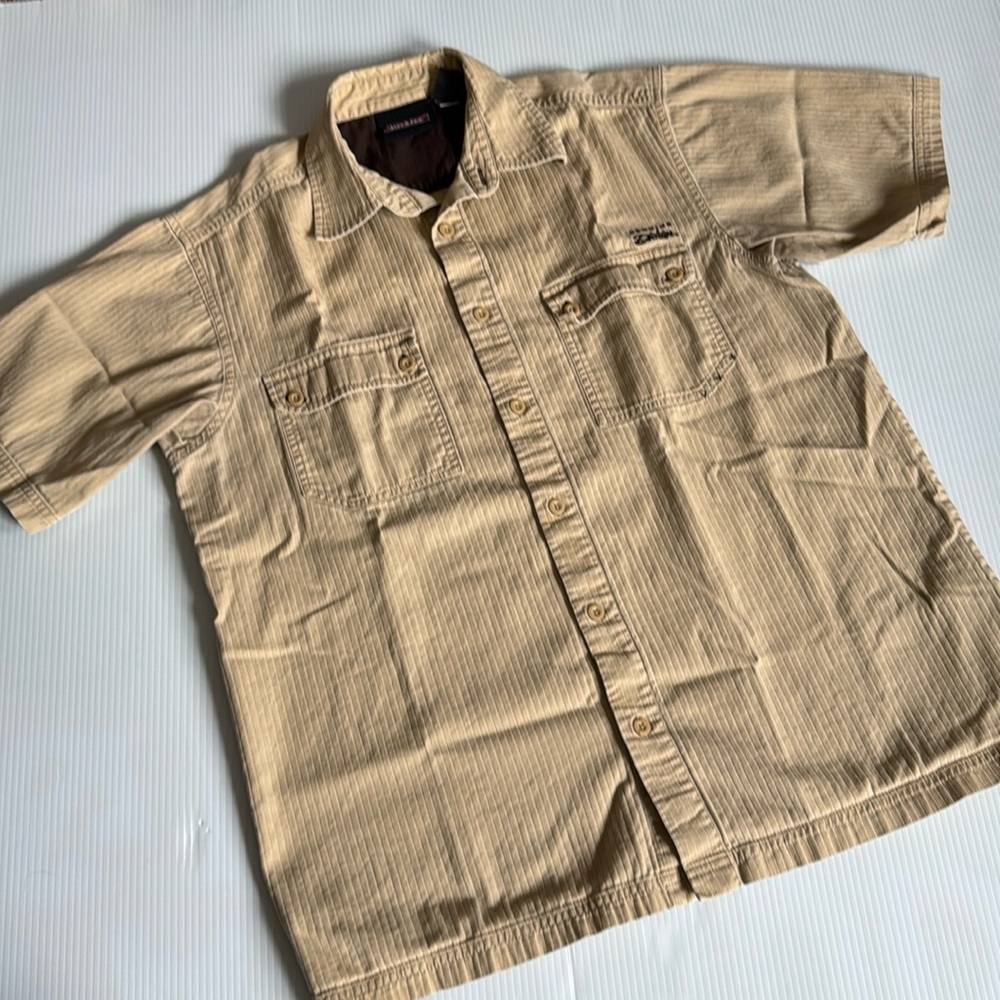 Dickies Tan short sleeve button up. Men’s Size Large